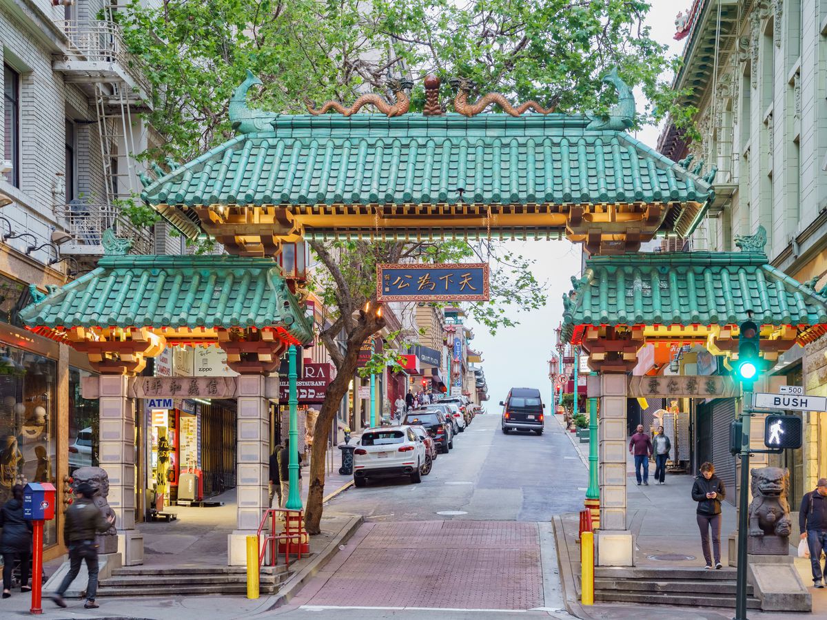 Dragon Gate - Chinatown San Francisco