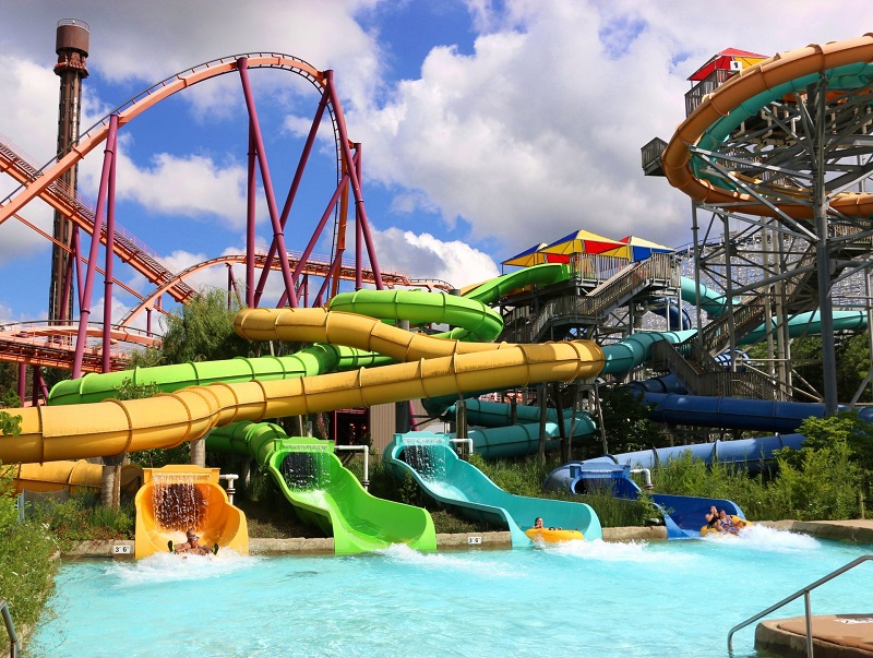 Full Scale Water Park for All Ages & Adventure Levels