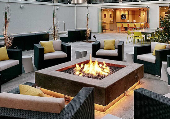 Hotel Lucent